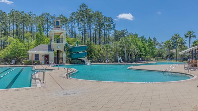 589 GLASGOW Drive, St. Johns, FL 32259