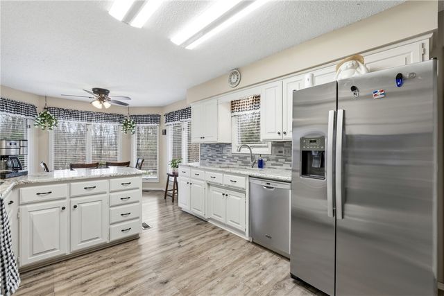 4 Huskins Place, Bella Vista, AR 72715