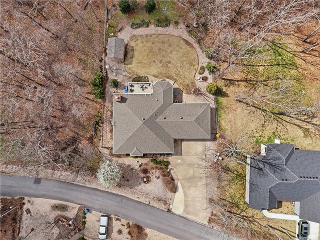 4 Huskins Place, Bella Vista, AR 72715