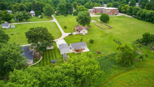 70 Liberty Avenue SE, Jacksontown, OH 43030