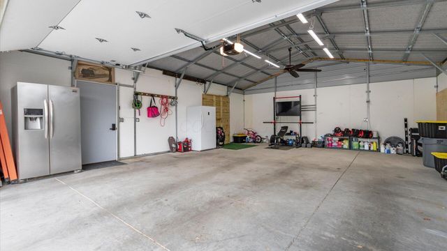 70 Liberty Avenue SE, Jacksontown, OH 43030