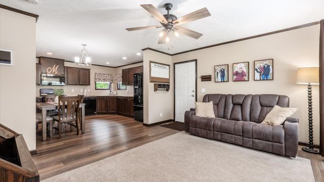 70 Liberty Avenue SE, Jacksontown, OH 43030