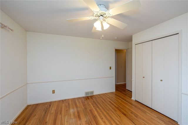 4668 Azalea Lane, North Olmsted, OH 44070