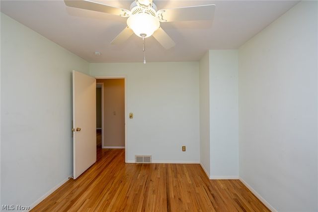 4668 Azalea Lane, North Olmsted, OH 44070