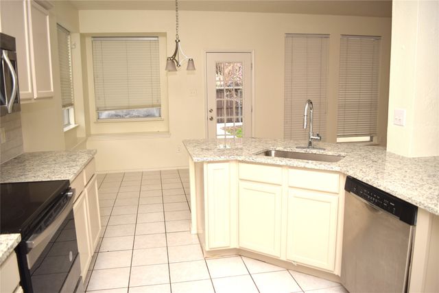 4840 Park Brook Drive, Fort Worth, TX 76137