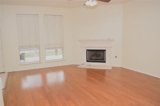 4840 Park Brook Drive, Fort Worth, TX 76137