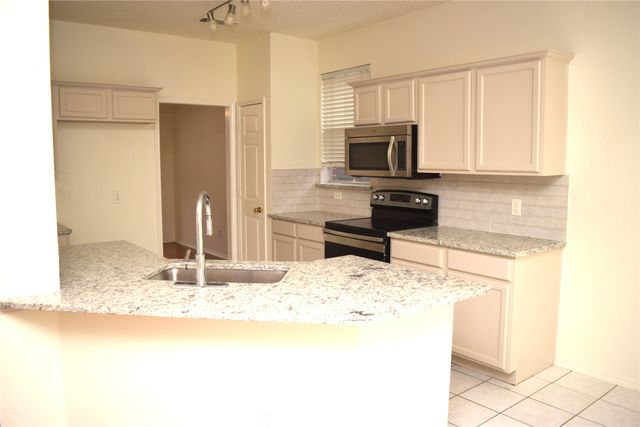 4840 Park Brook Drive, Fort Worth, TX 76137