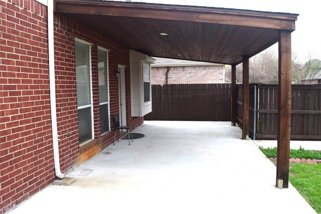 4840 Park Brook Drive, Fort Worth, TX 76137