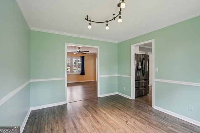 2241 Deer Oaks Trail, Lawrenceville, GA 30044