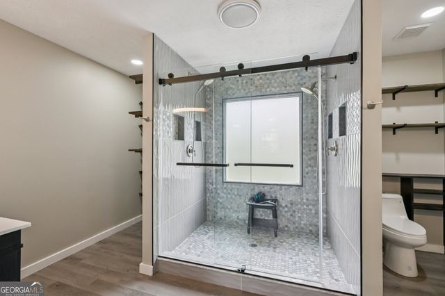 2241 Deer Oaks Trail, Lawrenceville, GA 30044