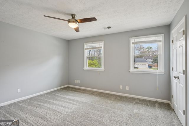 2241 Deer Oaks Trail, Lawrenceville, GA 30044