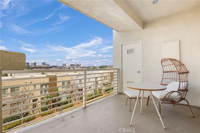 13024 Union Avenue 401, Hawthorne, CA 90250