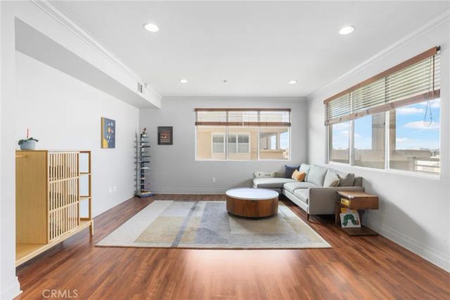 13024 Union Avenue 401, Hawthorne, CA 90250