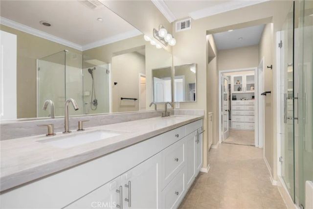 13024 Union Avenue 401, Hawthorne, CA 90250