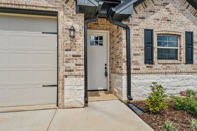508 Cornerstone, Lindale, TX 75771