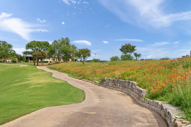 1808 Ballinger Dr DR, Spicewood, TX 78669