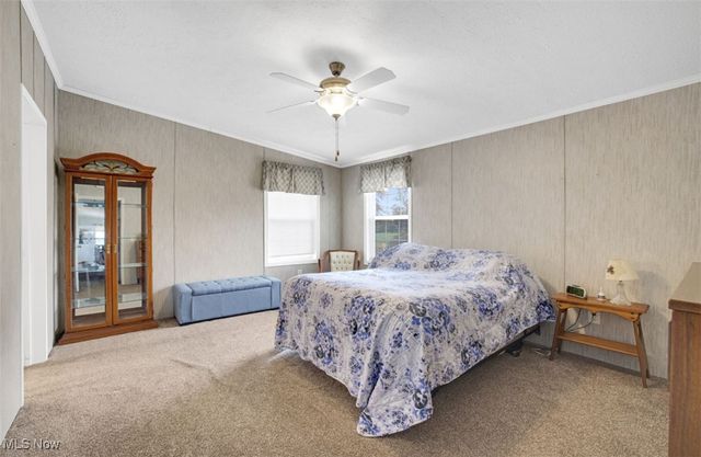 32 C Street SW, Navarre, OH 44662