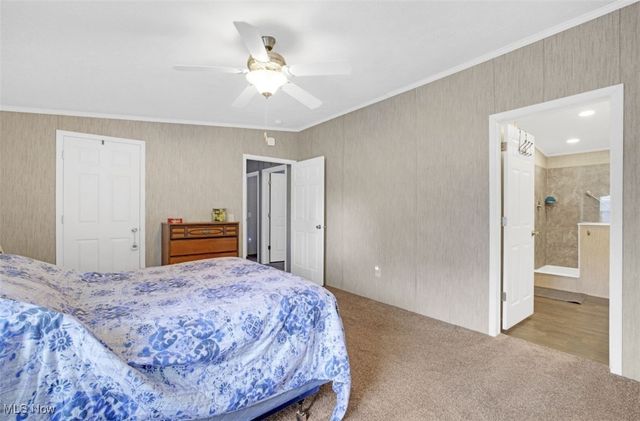 32 C Street SW, Navarre, OH 44662