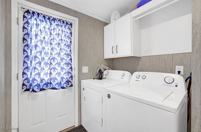 32 C Street SW, Navarre, OH 44662