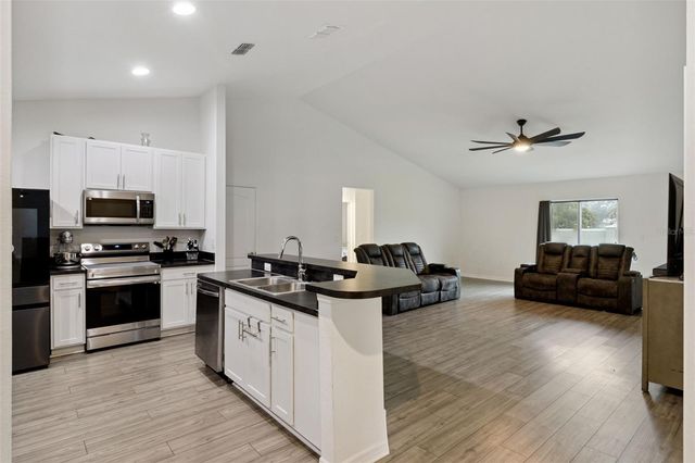 1041 BROOKS WAY, Winter Haven, FL 33880