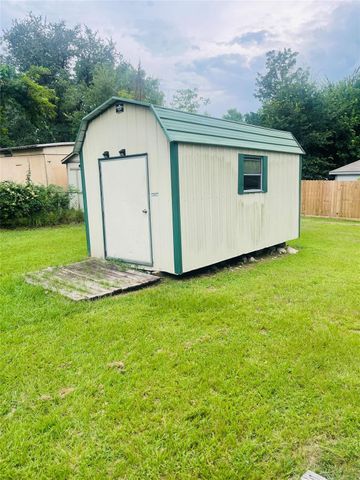 255 Bluebonnet, Livingston, TX 77351