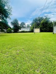 255 Bluebonnet, Livingston, TX 77351