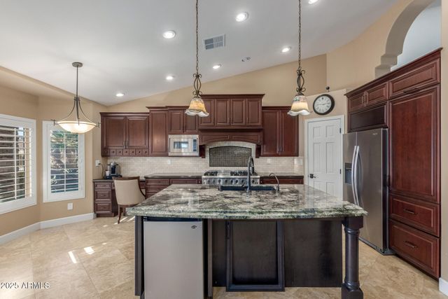 16038 S 35TH Way, Phoenix, AZ 85048