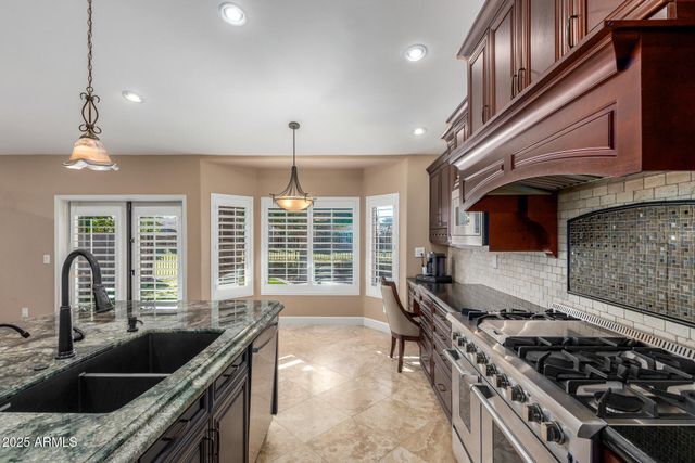 16038 S 35TH Way, Phoenix, AZ 85048