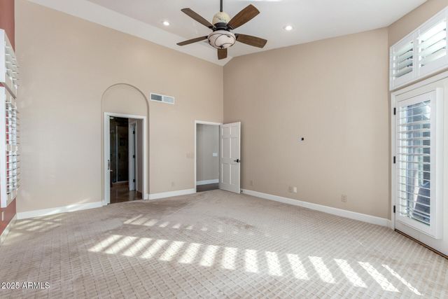 16038 S 35TH Way, Phoenix, AZ 85048