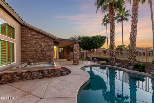 16038 S 35TH Way, Phoenix, AZ 85048