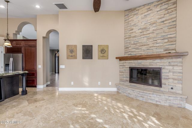 16038 S 35TH Way, Phoenix, AZ 85048