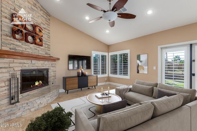 16038 S 35TH Way, Phoenix, AZ 85048