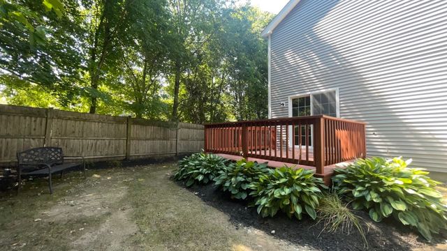 16 Tuckerdale Way 16, Millis, MA 02054