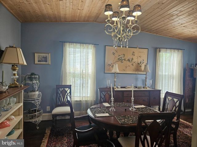 202 CENTRAL AVE, Ridgely, MD 21660