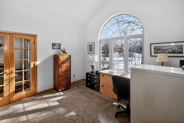 8244 Anna AVENUE, Waterford, WI 53185