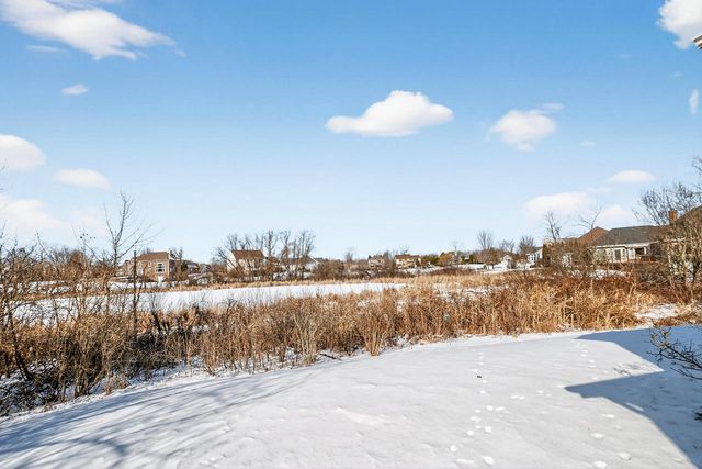 8244 Anna AVENUE, Waterford, WI 53185