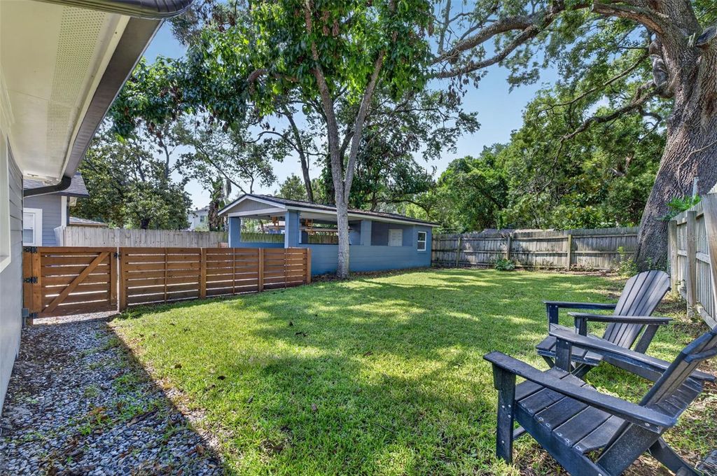 Image 36 of property listing at 413 W PRINCETON STREET, Orlando, FL 32804
