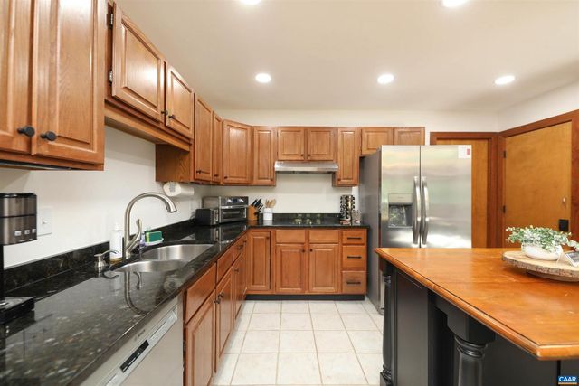 278 E CATOCTIN DR, Wintergreen Resort, VA 22967