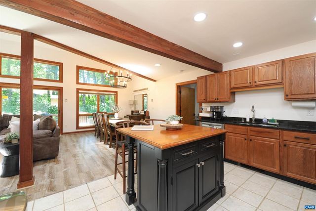 278 E CATOCTIN DR, Wintergreen Resort, VA 22967