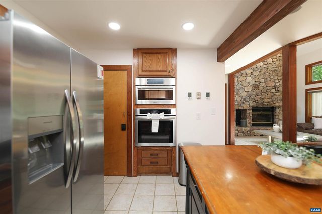 278 E CATOCTIN DR, Wintergreen Resort, VA 22967