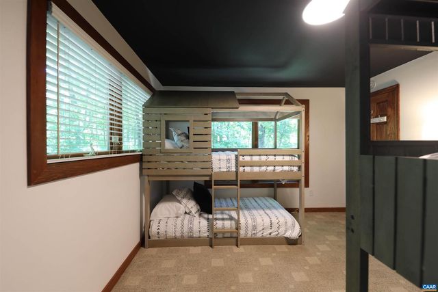 278 E CATOCTIN DR, Wintergreen Resort, VA 22967