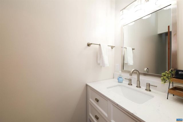 278 E CATOCTIN DR, Wintergreen Resort, VA 22967