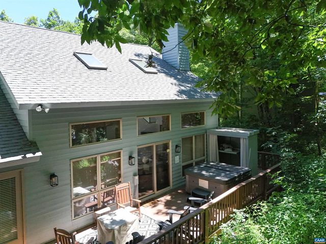 278 E CATOCTIN DR, Wintergreen Resort, VA 22967