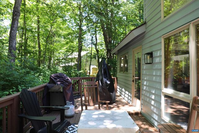 278 E CATOCTIN DR, Wintergreen Resort, VA 22967