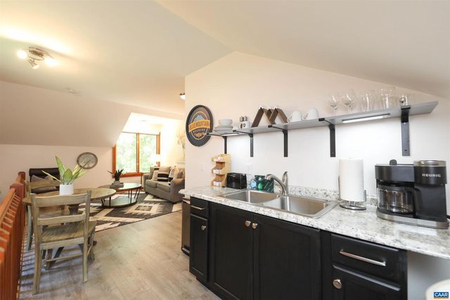 278 E CATOCTIN DR, Wintergreen Resort, VA 22967