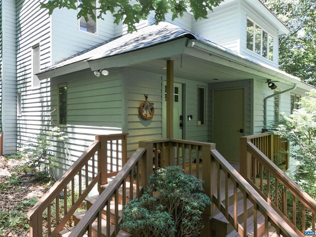 278 E CATOCTIN DR, Wintergreen Resort, VA 22967