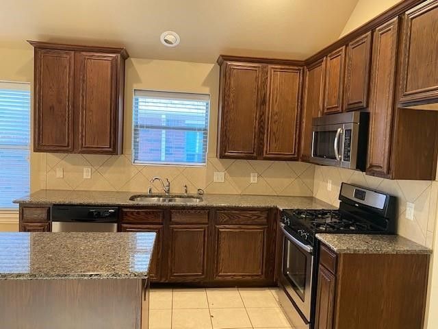 2424 Gold Rush Drive, Mckinney, TX 75071