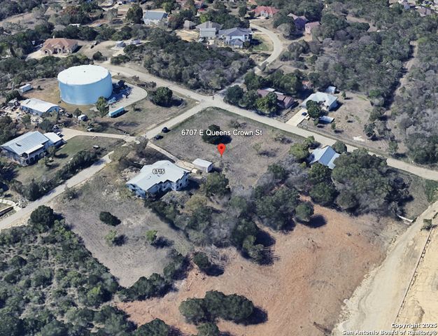 6707 E QUEENS CROWN ST, Live Oak, TX 78233