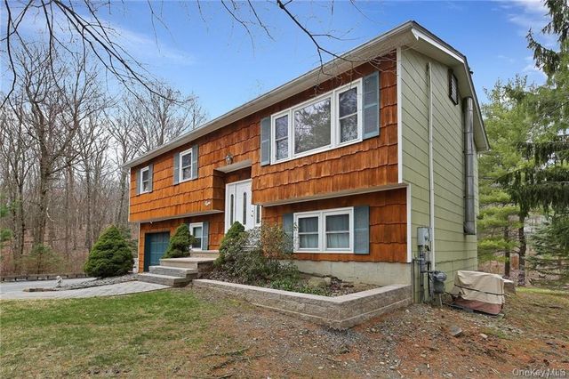 8 Fillmore Court, Highland Mills, NY 10930