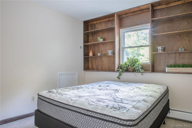 8 Fillmore Court, Highland Mills, NY 10930